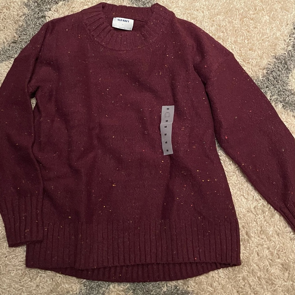 Maroon sweater